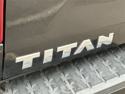 2018 Nissan Titan PRO-4X 4x4 Crew Cab