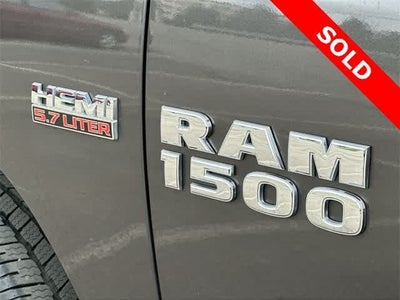 2016 RAM 1500 Big Horn 4WD Crew Cab 140.5