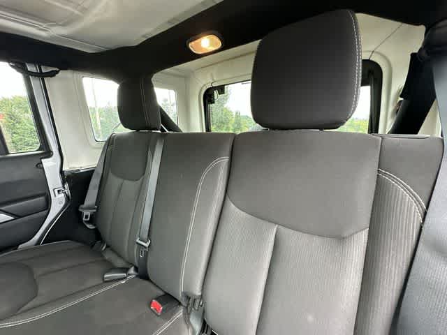 2015 Jeep Wrangler Unlimited Sahara