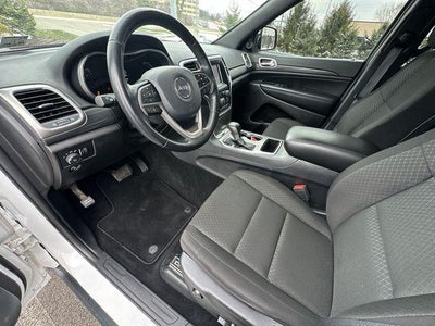 2020 Jeep Grand Cherokee Laredo E