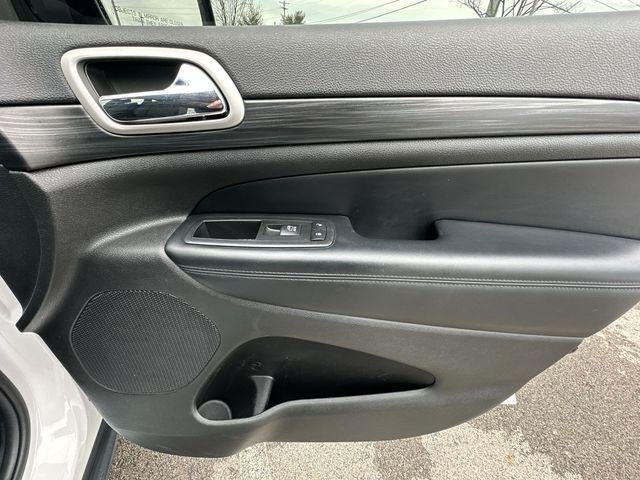 2020 Jeep Grand Cherokee Laredo E