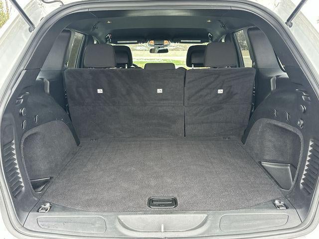 2020 Jeep Grand Cherokee Laredo E