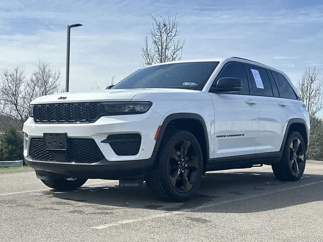 2022 Jeep Grand Cherokee Altitude