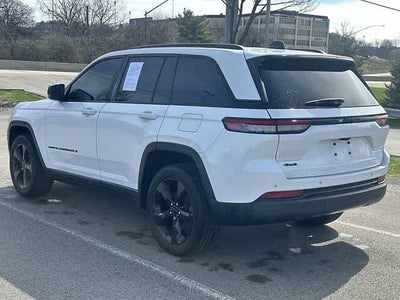 2022 Jeep Grand Cherokee Altitude
