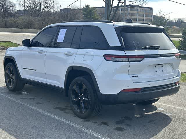 2022 Jeep Grand Cherokee Altitude