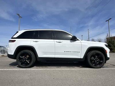 2022 Jeep Grand Cherokee Altitude