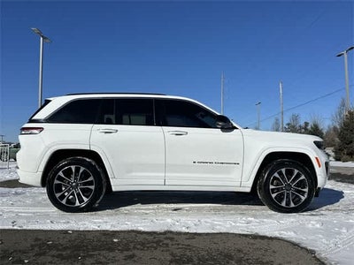 2022 Jeep Grand Cherokee Overland
