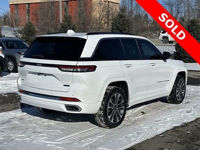 2022 Jeep Grand Cherokee Overland