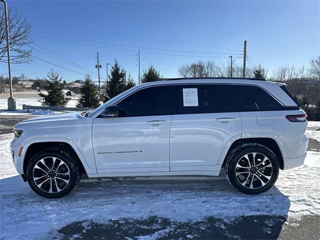 2022 Jeep Grand Cherokee Overland