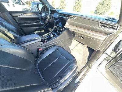 2022 Jeep Grand Cherokee Overland