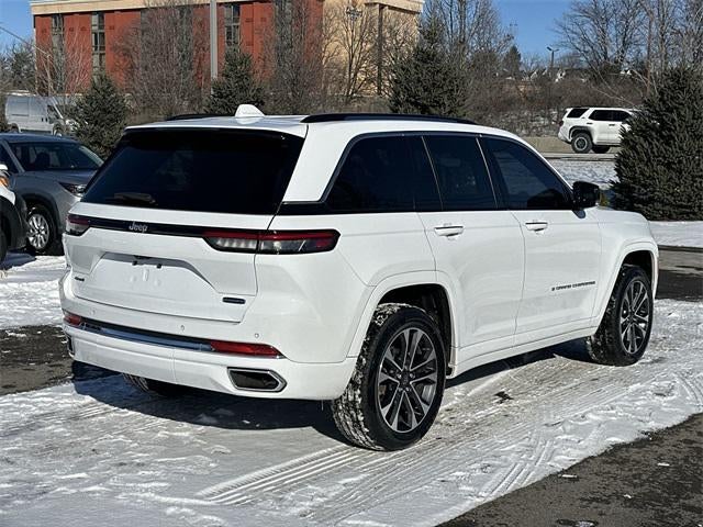 2022 Jeep Grand Cherokee Overland