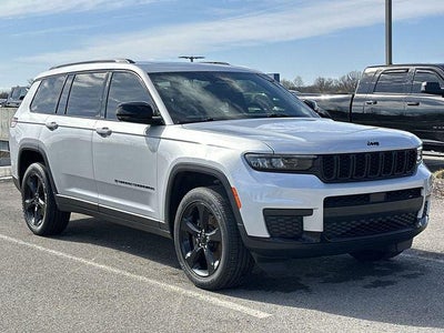 2023 Jeep Grand Cherokee L Altitude
