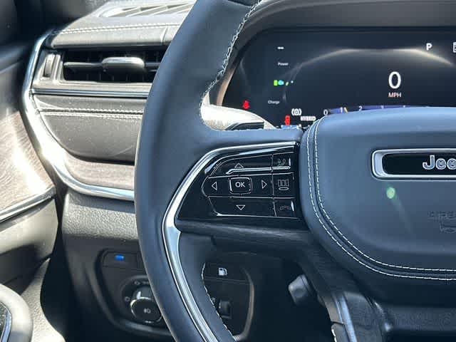 2023 Jeep Grand Cherokee 4xe Overland