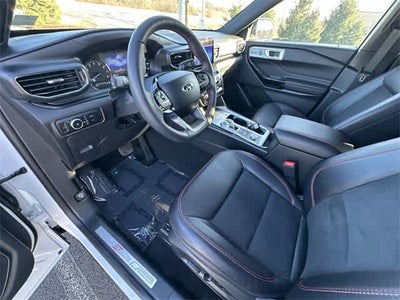 2024 Ford Explorer ST-Line