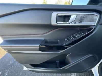2024 Ford Explorer ST-Line