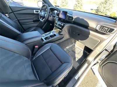 2024 Ford Explorer ST-Line