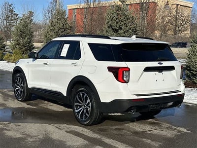 2024 Ford Explorer ST-Line
