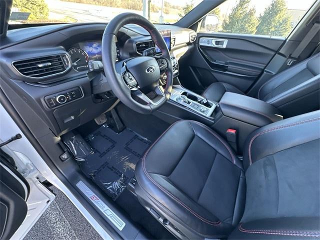 2024 Ford Explorer ST-Line