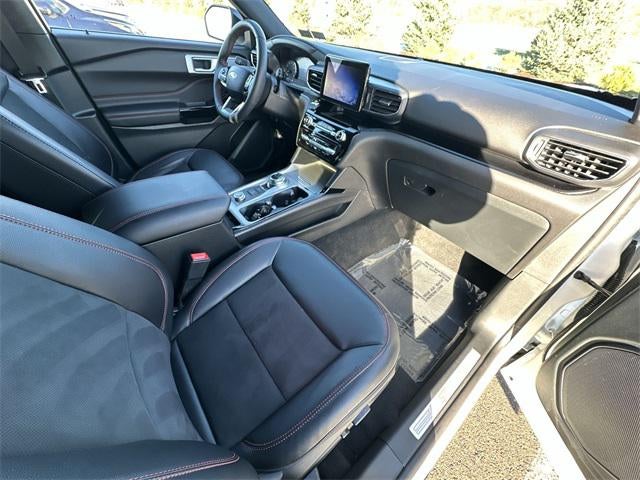 2024 Ford Explorer ST-Line