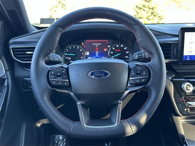 2024 Ford Explorer ST-Line