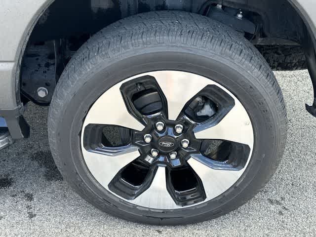2023 Ford F-150 Lightning Platinum