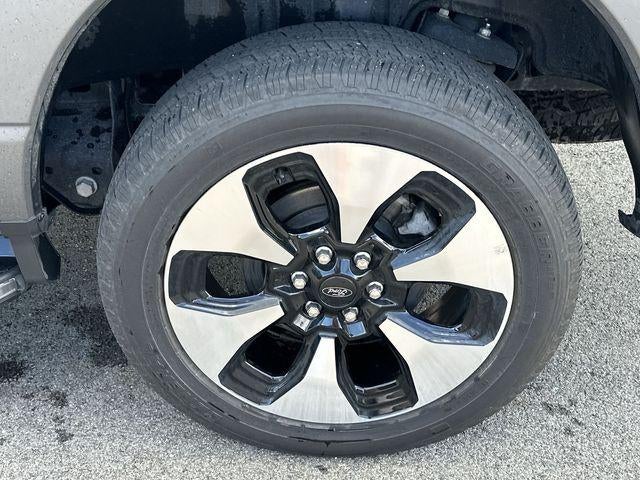 2023 Ford F-150 Lightning Platinum