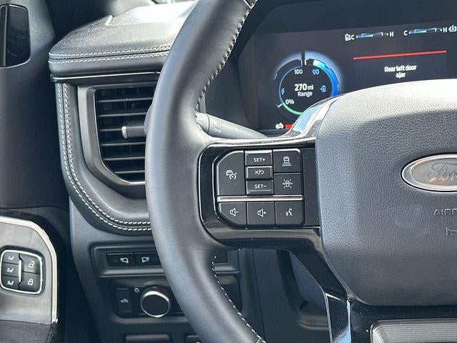 2023 Ford F-150 Lightning Platinum