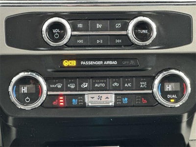 2022 Ford Super Duty F-350 SRW LARIAT