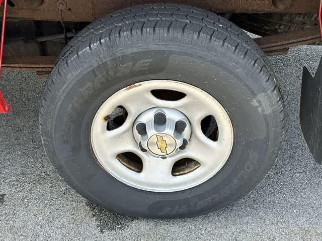 2003 Chevrolet Silverado 1500 Reg Cab 133.0" WB 4WD