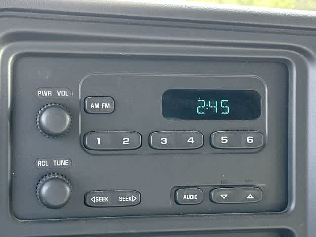 2003 Chevrolet Silverado 1500 Reg Cab 133.0" WB 4WD