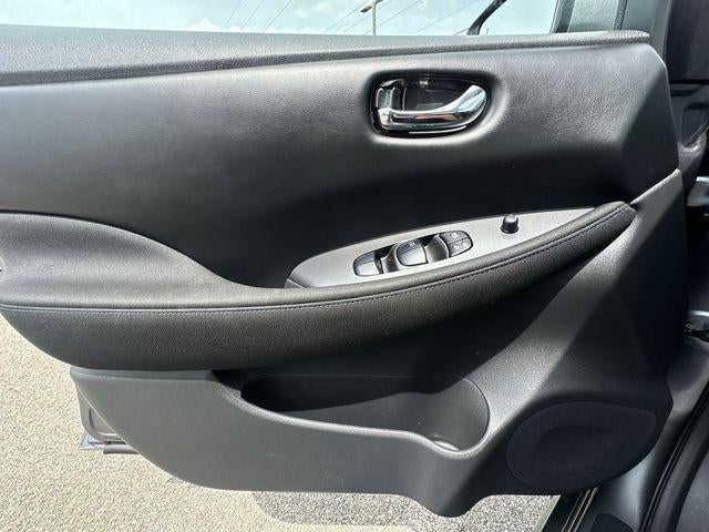 2023 Nissan LEAF S