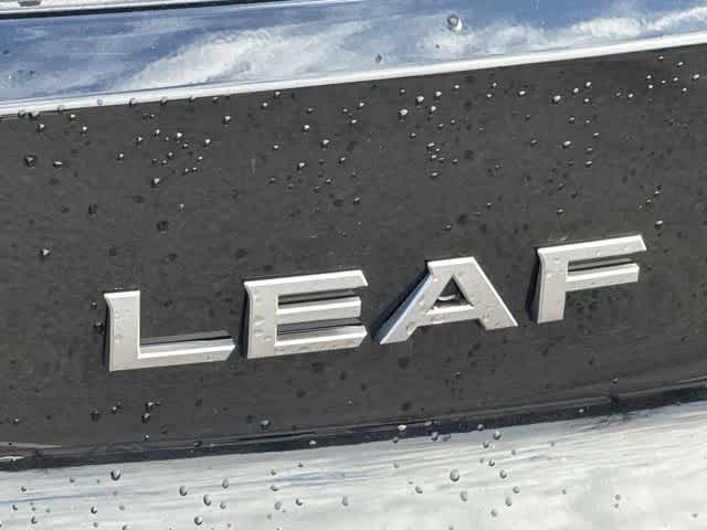 2023 Nissan LEAF SV PLUS