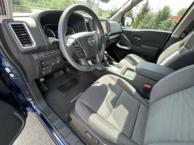 2023 Nissan Frontier SV