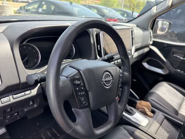 2025 Nissan Frontier SL