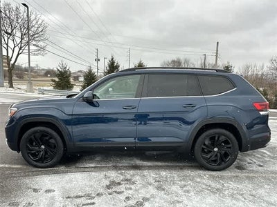 2022 Volkswagen Atlas 2.0T SE w/Technology
