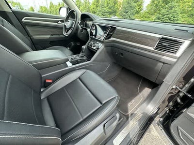 2023 Volkswagen Atlas 2.0T SE w/Technology