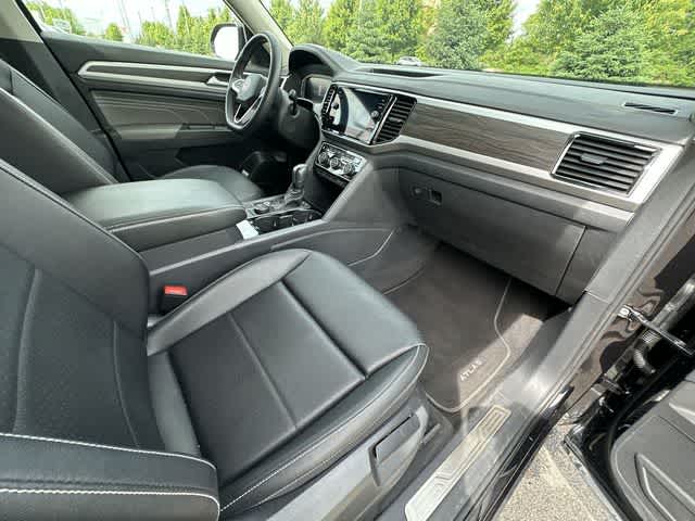 2023 Volkswagen Atlas 2.0T SE w/Technology