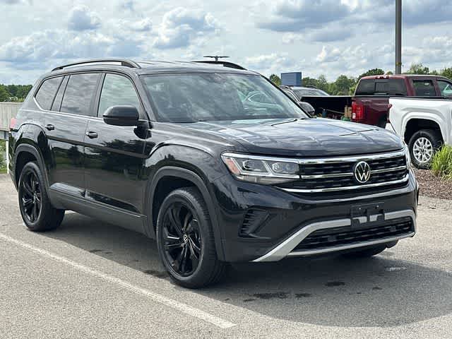 2023 Volkswagen Atlas 2.0T SE w/Technology