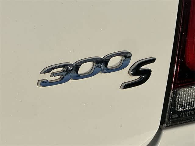 2016 Chrysler 300 300S