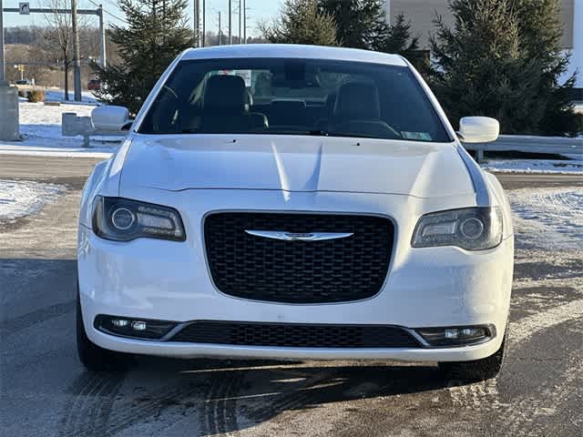 2016 Chrysler 300 300S