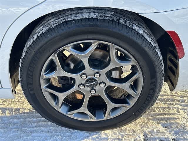 2016 Chrysler 300 300S