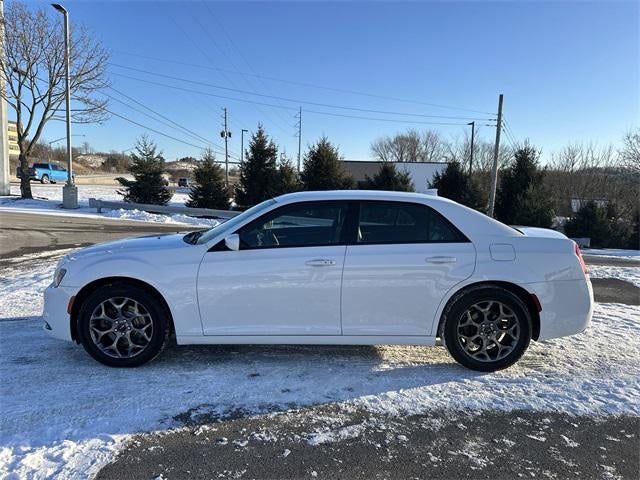 2016 Chrysler 300 300S