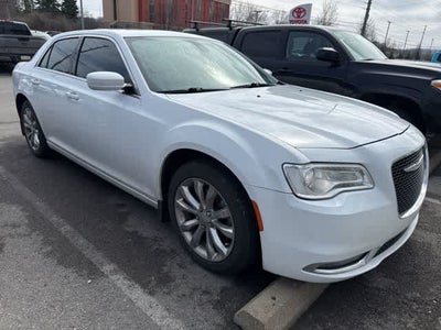 2015 Chrysler 300 Limited