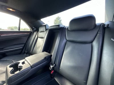 2014 Chrysler 300 4dr Sdn AWD