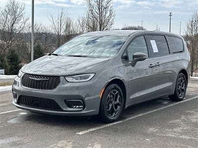 2022 Chrysler Pacifica Hybrid Touring L