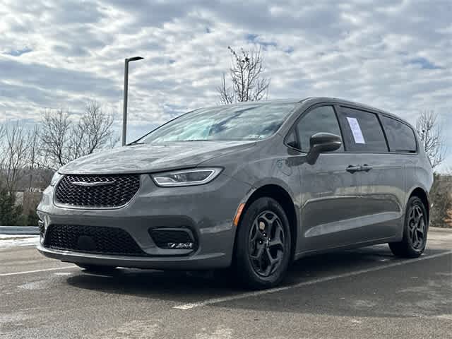 2022 Chrysler Pacifica Hybrid Touring L