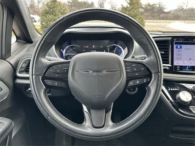 2022 Chrysler Pacifica Hybrid Touring L