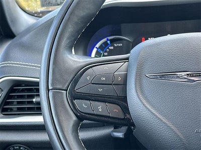 2022 Chrysler Pacifica Hybrid Touring L