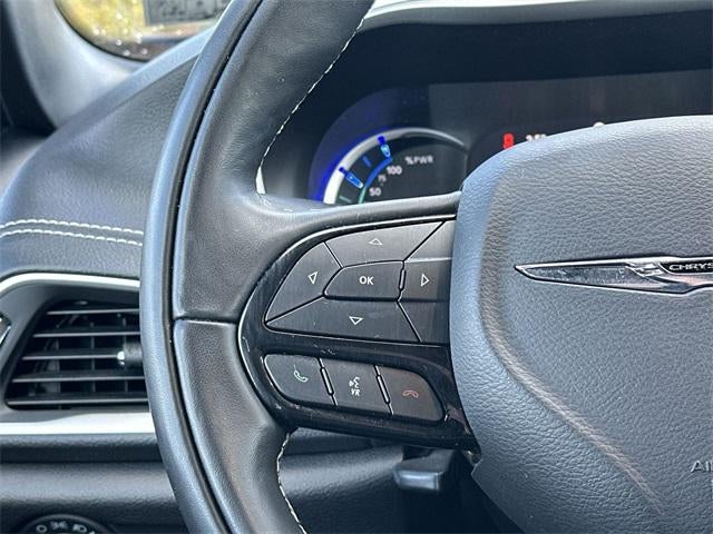 2022 Chrysler Pacifica Hybrid Touring L