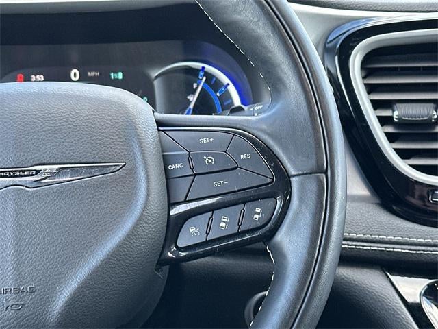 2022 Chrysler Pacifica Hybrid Touring L